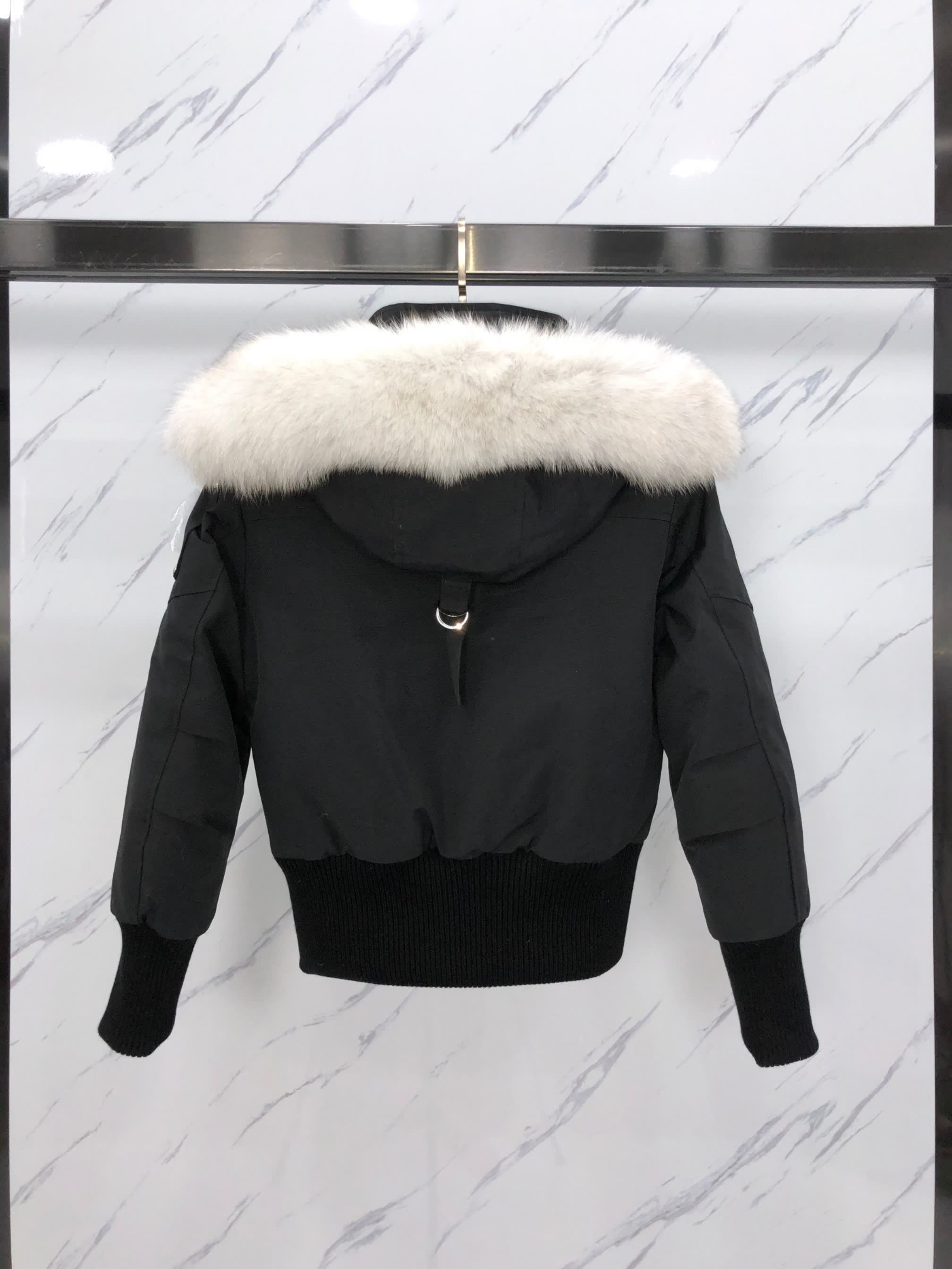 Moose Knuckles Fur-Trim Hooded Bomber Jacket Moose Knuckles Fur-Trim Hooded Bomber Jacket